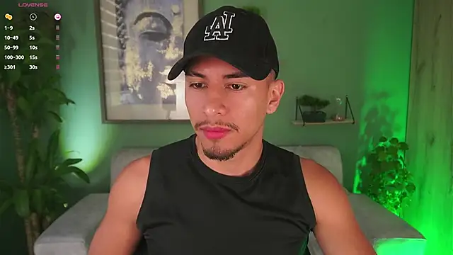 Aaronfox x online show from February 25, 2025, 1:50 pm