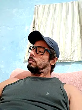 2024gaelpiroca online show from October 9, 2025, 12:19 am