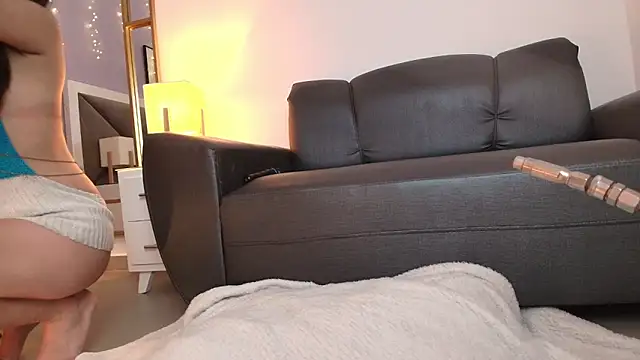 brigiitte rohan online show from November 25, 2025, 4:23 am