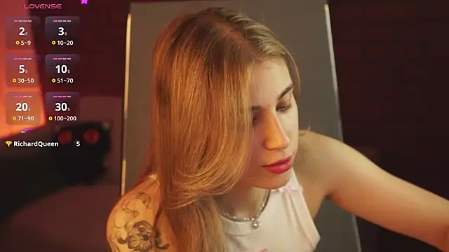 EllieCutes online show from March 4, 2025, 9:40 am