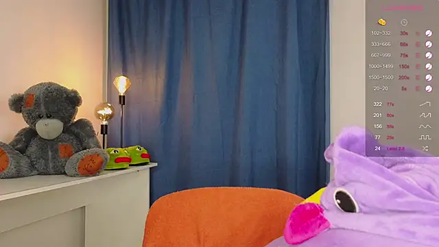 MeghanElson online show from December 14, 2024, 11:18 am