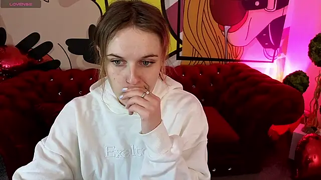 MaribelRiverr  online show from March 27, 2026, 6:30 am