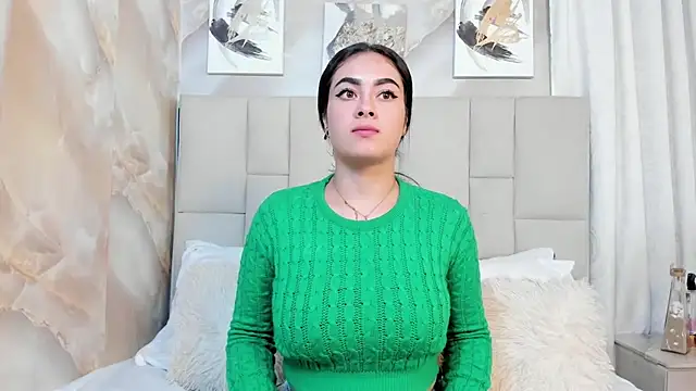 Snapshot of Jaslyn__Smith chatting on November 3, 2025, 3:24 pm Jaslyn Smith online show from November 3, 2025, 3:24 pm