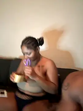 Snapshot of exotic__couple chatting on December 5, 2025, 12:14 pm exotic couple online show from December 5, 2025, 12:14 pm