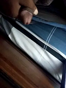 Snapshot of sadunt chatting on January 12, 2025, 5:03 am sadunt online show from January 12, 2025, 5:03 am