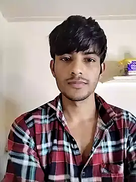 Snapshot of kingkartik7 chatting on January 14, 2025, 1:06 pm kingkartik7 online show from January 14, 2025, 1:06 pm