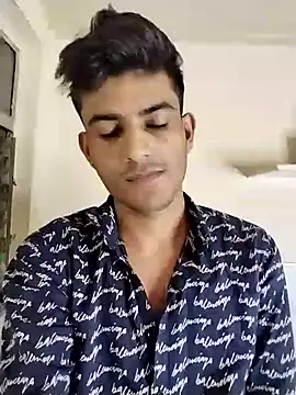 Snapshot of kingkartik7 chatting on January 24, 2025, 9:26 pm kingkartik7 online show from January 24, 2025, 9:26 pm