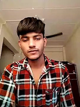 Snapshot of kingkartik7 chatting on February 1, 2025, 10:48 am kingkartik7 online show from February 1, 2025, 10:48 am