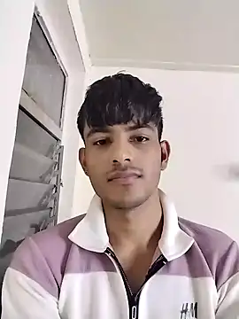Snapshot of kingkartik7 chatting on February 6, 2025, 4:14 pm kingkartik7 online show from February 6, 2025, 4:14 pm
