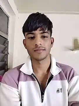 Snapshot of kingkartik7 chatting on February 6, 2025, 10:32 pm kingkartik7 online show from February 6, 2025, 10:32 pm