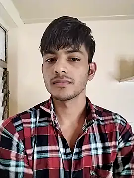 Snapshot of kingkartik7 chatting on February 17, 2025, 11:44 am kingkartik7 online show from February 17, 2025, 11:44 am