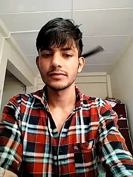 Snapshot of kingkartik7 chatting on February 19, 2025, 10:34 am kingkartik7 online show from February 19, 2025, 10:34 am