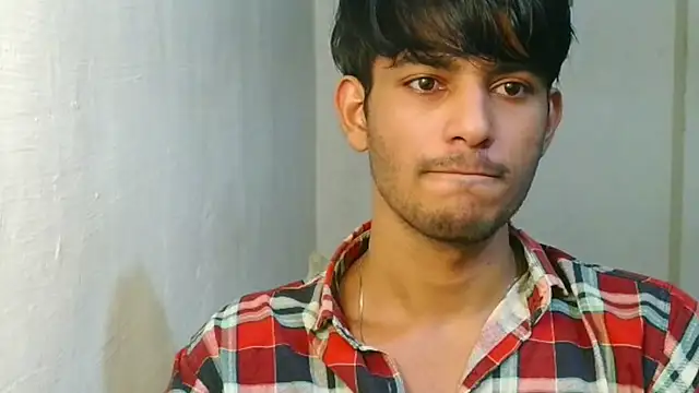 kingkartik7 online show from November 6, 2025, 4:41 pm