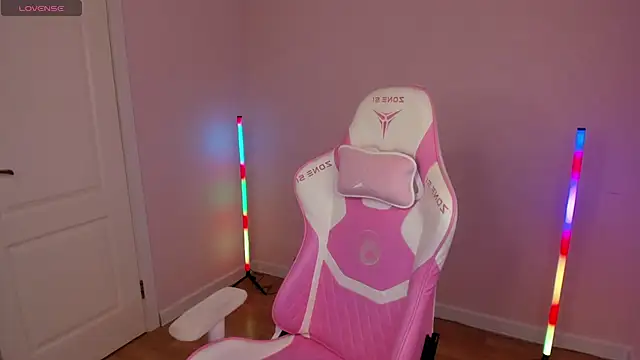 Stacy River online show from February 10, 2025, 8:20 am