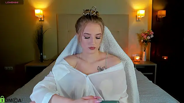 Snapshot of Stacy_River chatting on February 18, 2026, 10:22 am Stacy River online show from February 18, 2026, 10:22 am