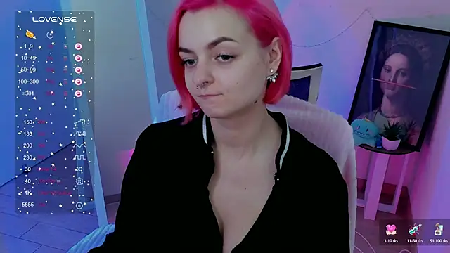 Fire Bestie online show from December 7, 2024, 2:24 pm