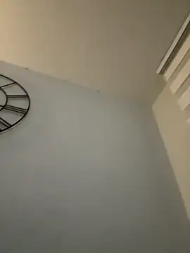 derFickerali online show from January 28, 2025, 2:32 am