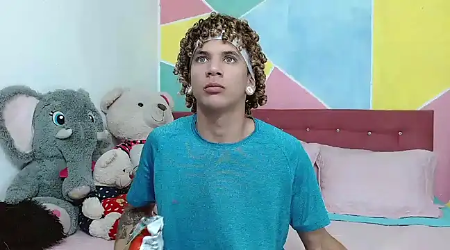 tylor boy online show from January 24, 2025, 10:08 pm