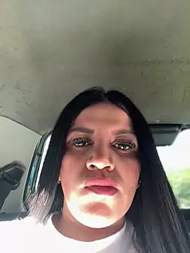 Snapshot of Milff_parkerrr chatting on January 18, 2025, 7:37 pm Milff parkerrr online show from January 18, 2025, 7:37 pm