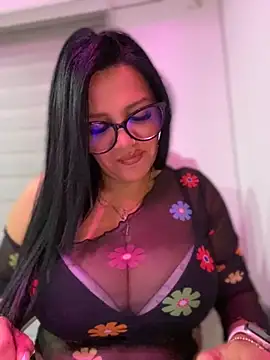 Snapshot of Milff_parkerrr chatting on October 2, 2025, 1:45 am Milff parkerrr online show from October 2, 2025, 1:45 am