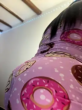 Snapshot of Milff_parkerrr chatting on October 8, 2025, 2:20 am Milff parkerrr online show from October 8, 2025, 2:20 am