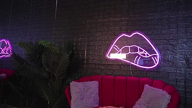 AlexissTexass online show from February 3, 2025, 11:09 am