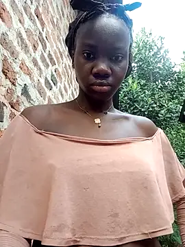 Black juicy24 online show from April 9, 2026, 4:12 am