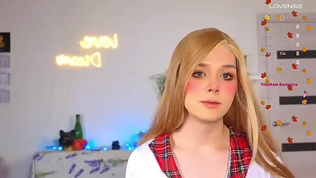  yourFoxy  online show from October 30, 2025, 2:18 pm