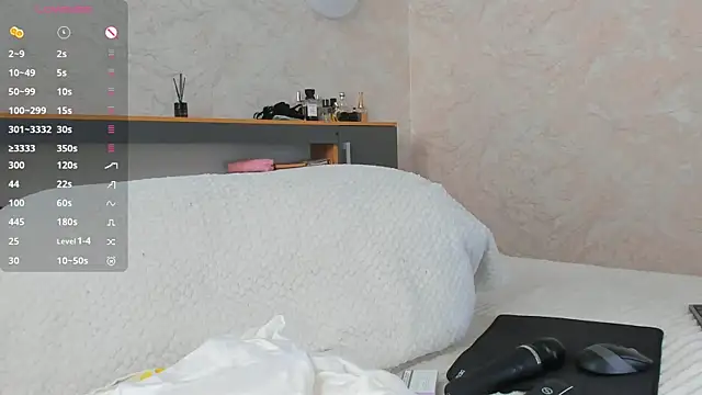 Snapshot of Butterflys1268 chatting on March 24, 2026, 4:17 am Butterflys1268 online show from March 24, 2026, 4:17 am