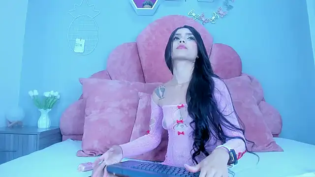 StefanyWilliams  online show from February 27, 2025, 4:31 am