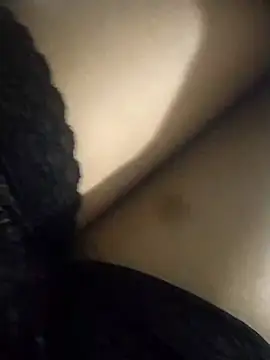 rohitlov150 online show from March 3, 2025, 4:35 pm