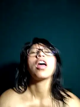 Giviper1 online show from February 17, 2025, 5:14 am