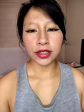 Giviper1 online show from October 9, 2025, 6:39 pm