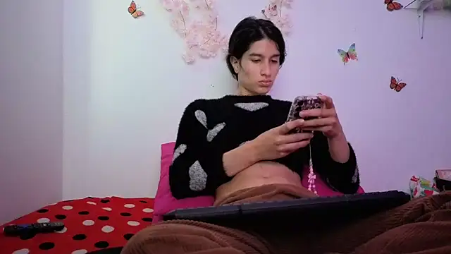 Safiro Queen online show from November 15, 2025, 12:02 pm