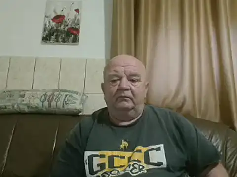 Snapshot of fullballs6 chatting on February 3, 2025, 6:34 am fullballs6 online show from February 3, 2025, 6:34 am