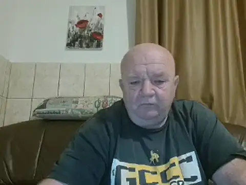 Snapshot of fullballs6 chatting on February 4, 2025, 2:39 am fullballs6 online show from February 4, 2025, 2:39 am