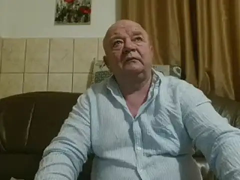 Snapshot of fullballs6 chatting on February 22, 2025, 2:50 am fullballs6 online show from February 22, 2025, 2:50 am