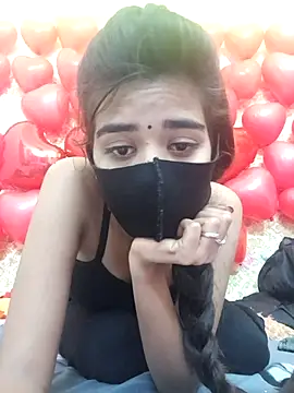 Snapshot of ks536191 chatting on February 11, 2025, 10:26 am ks536191 online show from February 11, 2025, 10:26 am