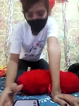 Snapshot of ks536191 chatting on February 15, 2025, 4:36 am ks536191 online show from February 15, 2025, 4:36 am