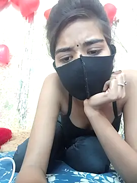 Snapshot of ks536191 chatting on February 15, 2025, 10:44 am ks536191 online show from February 15, 2025, 10:44 am