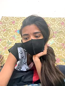 Snapshot of ks536191 chatting on October 17, 2025, 5:32 am ks536191 online show from October 17, 2025, 5:32 am