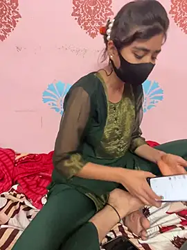 Snapshot of ks536191 chatting on February 2, 2026, 5:28 am ks536191 online show from February 2, 2026, 5:28 am