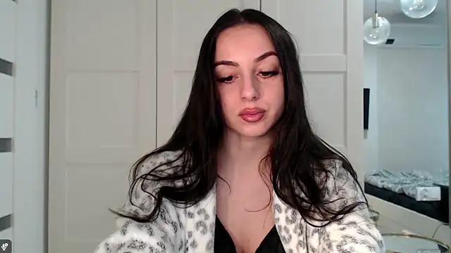 Snapshot of courtneyPerfect chatting on February 17, 2026, 8:11 am courtneyPerfect online show from February 17, 2026, 8:11 am