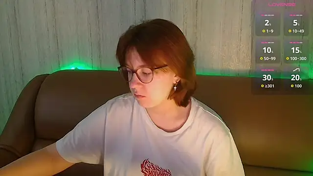 Snapshot of Rudy_02 chatting on March 1, 2026, 5:31 am Rudy 02 online show from March 1, 2026, 5:31 am