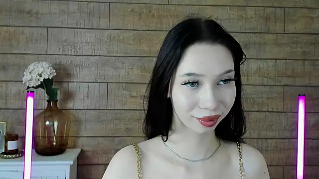 Snapshot of MaliaLandre chatting on March 14, 2025, 3:25 pm MaliaLandre online show from March 14, 2025, 3:25 pm