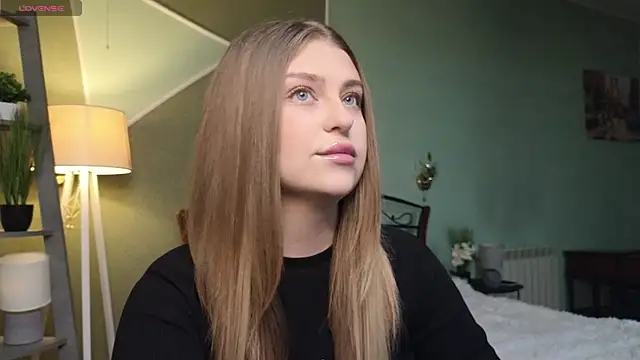 Snapshot of edaachi chatting on March 3, 2025, 11:00 am edaachi online show from March 3, 2025, 11:00 am