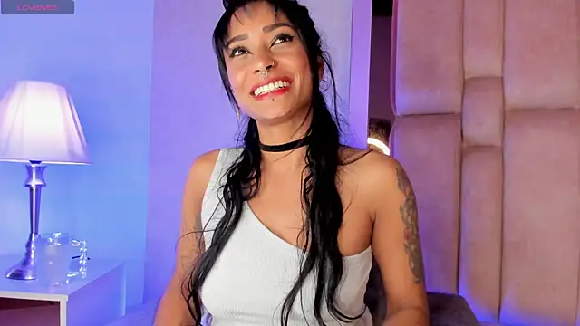 Snapshot of AshleyBelth_ chatting on November 7, 2025, 9:48 pm AshleyBelth online show from November 7, 2025, 9:48 pm