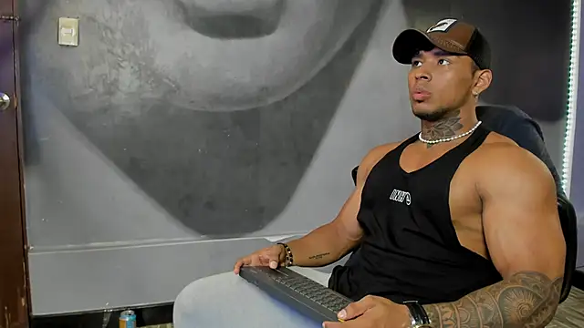 Snapshot of bradley_smith chatting on January 15, 2025, 3:22 am bradley smith online show from January 15, 2025, 3:22 am