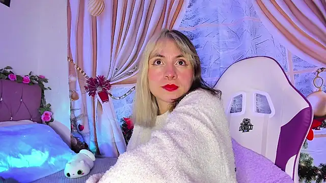 GilaKat online show from December 24, 2024, 5:27 am