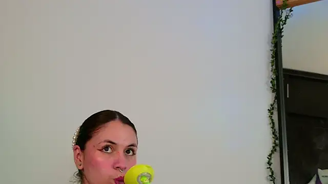 GilaKat online show from October 11, 2025, 5:28 am